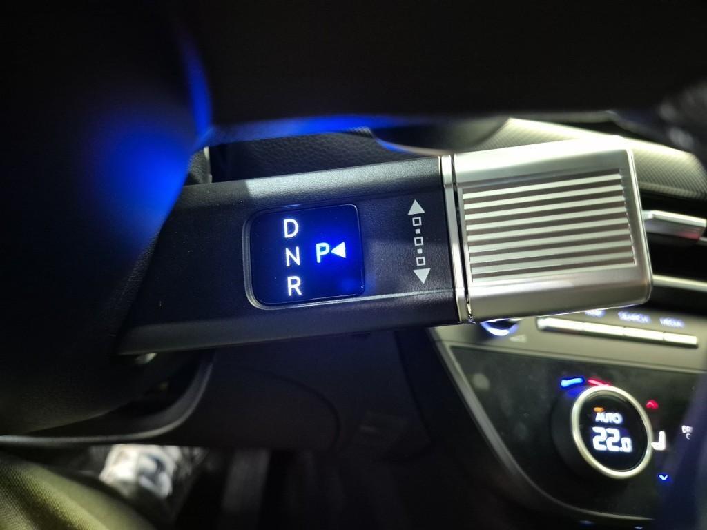 HYUNDAI Sonata - Vista 8