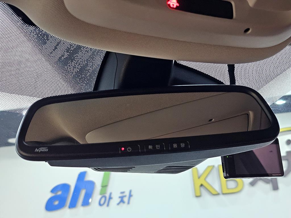 SAMSUNG QM6 - Vista 12