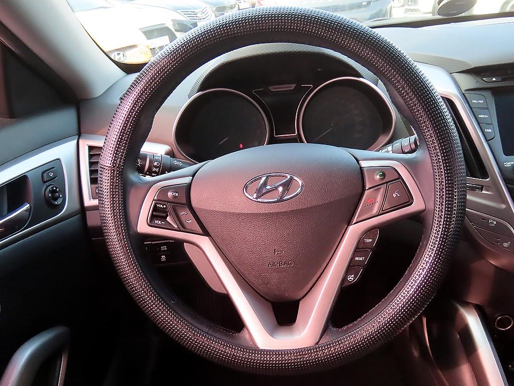 HYUNDAI Veloster - Vista 7