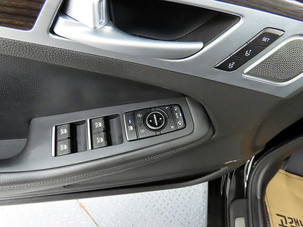 Genesis G80 - Vista 11