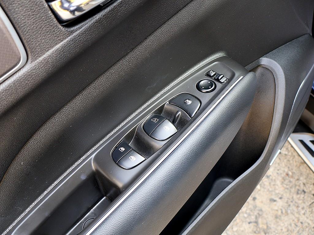 SAMSUNG QM6 2017 Azul - Importación desde Corea - HF Imports Iquique - Foto 11