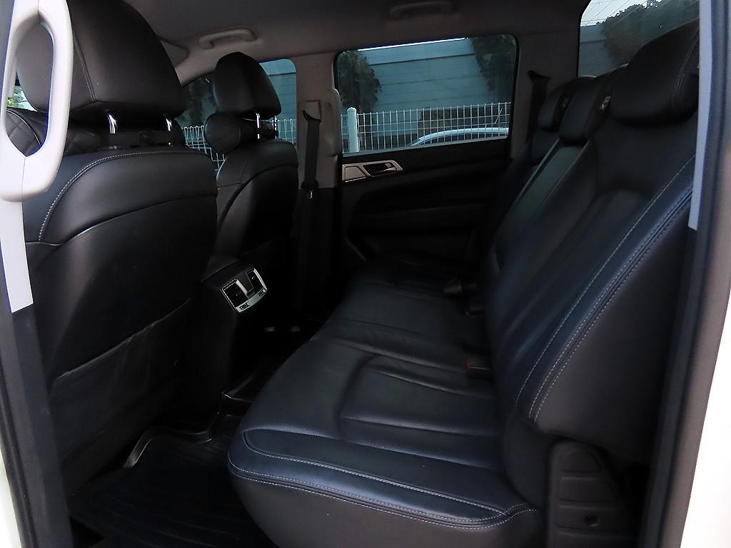 Ssangyong Rexton - Vista 6