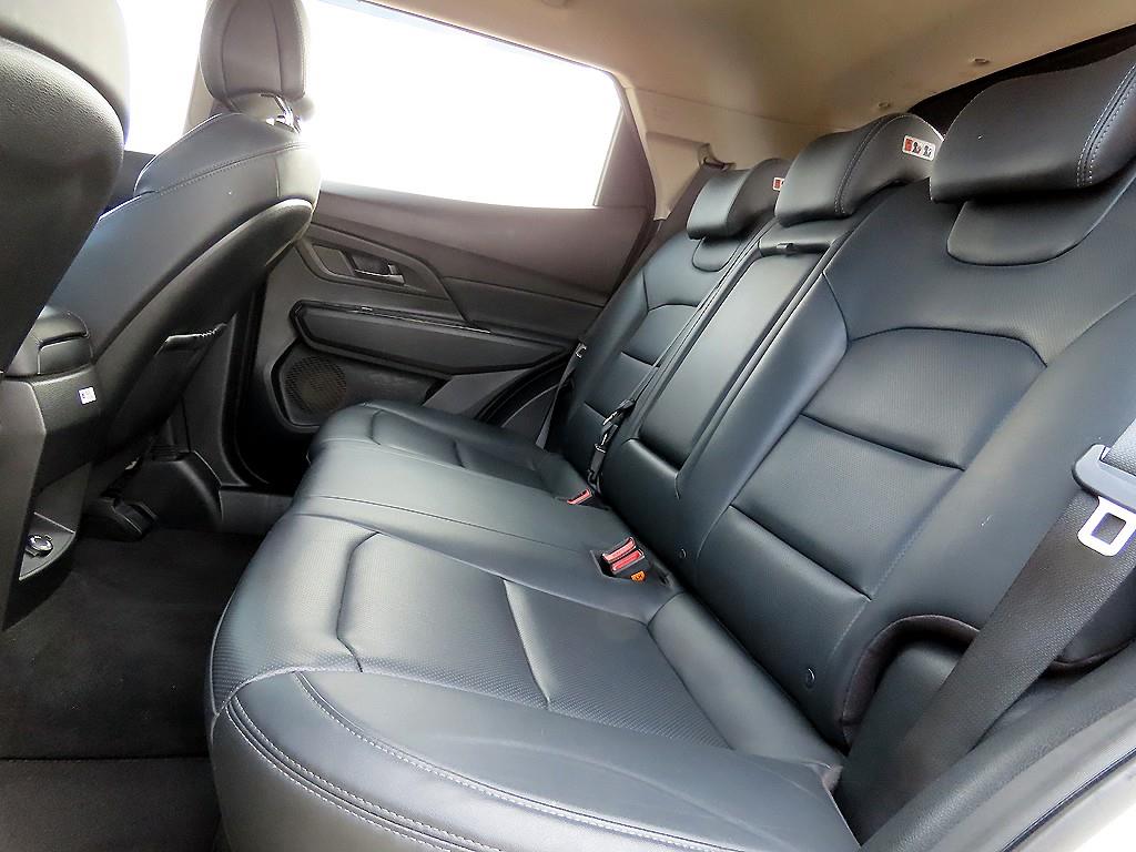 Ssangyong Korando - Vista 6