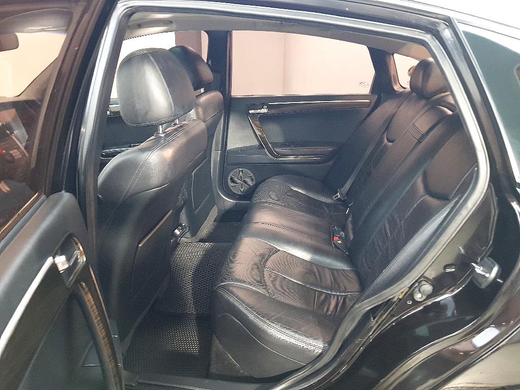 SAMSUNG SM7 - Vista 9