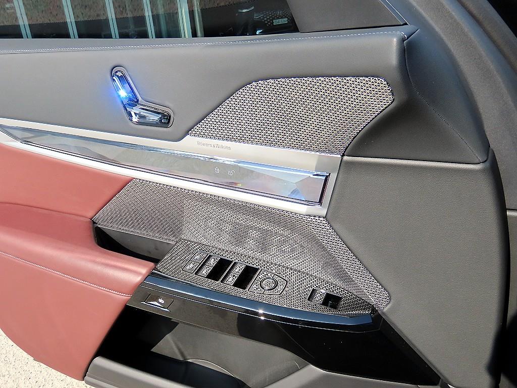 BMW 7 Series - Vista 12