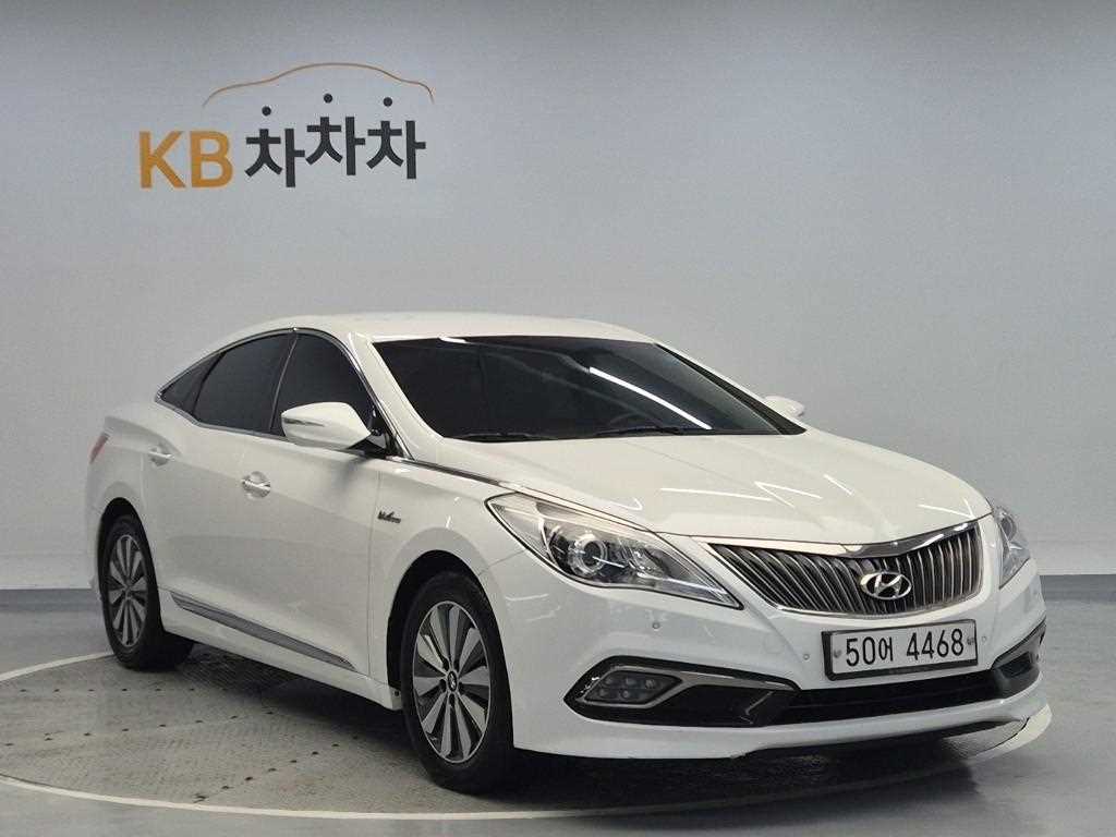 HYUNDAI Grandeur - Vista 4