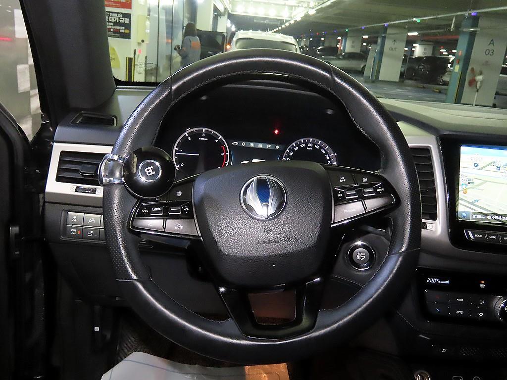 Ssangyong Rexton - Vista 8