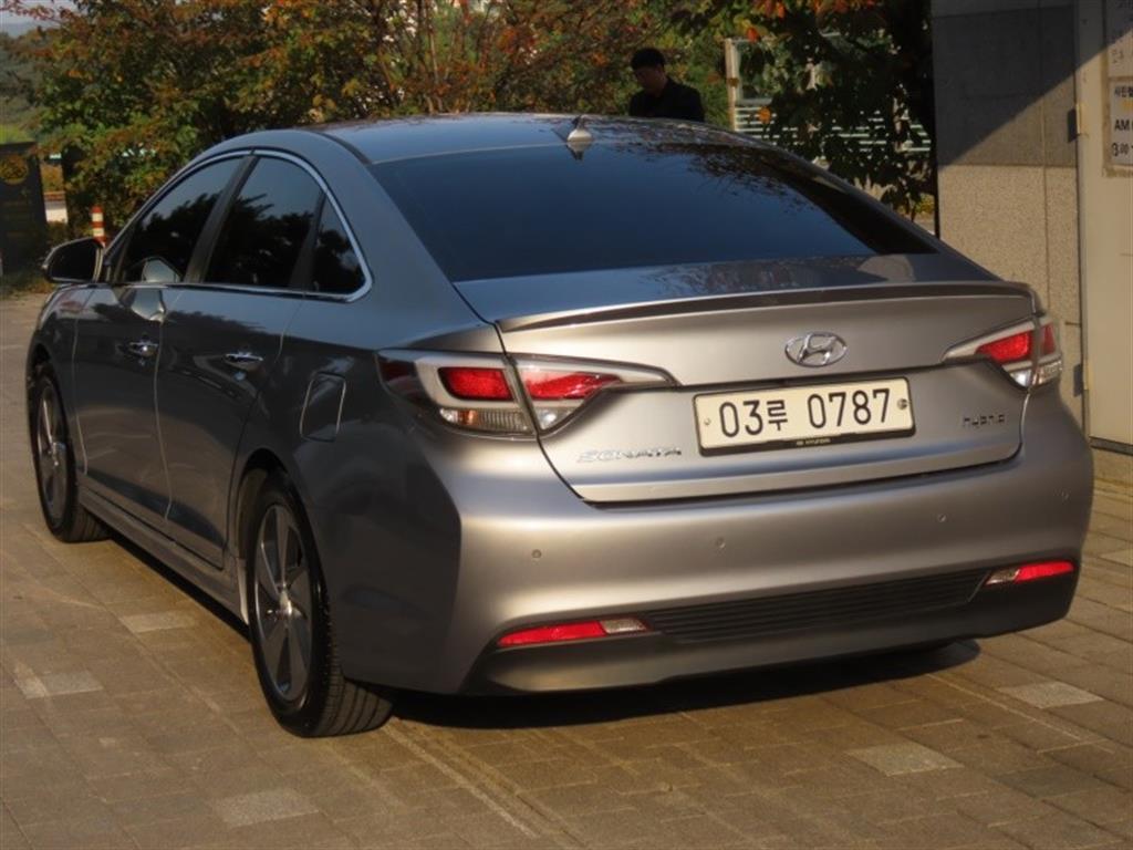 HYUNDAI Sonata - Vista 7