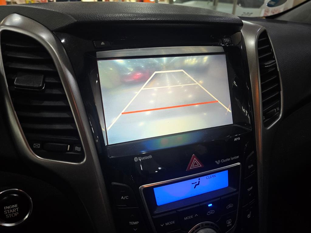 HYUNDAI i30 - Vista 9