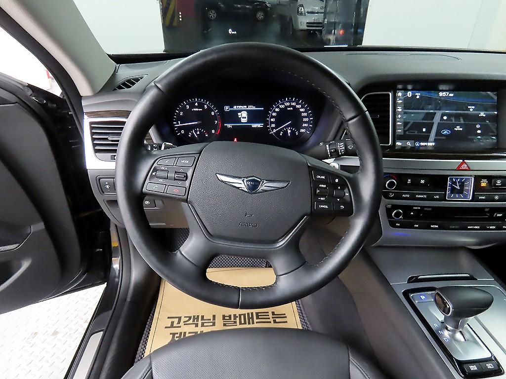 Genesis G80 - Vista 9