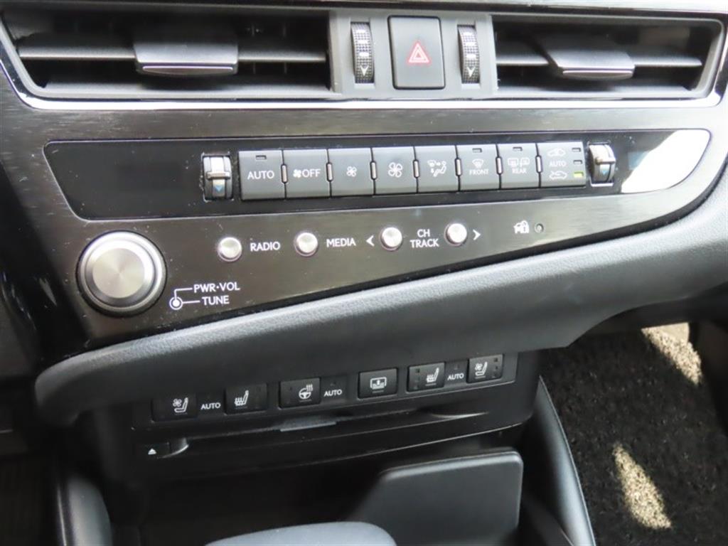 Lexus ES 2022 Plateado - Importación desde Corea - HF Imports Iquique - Foto 7