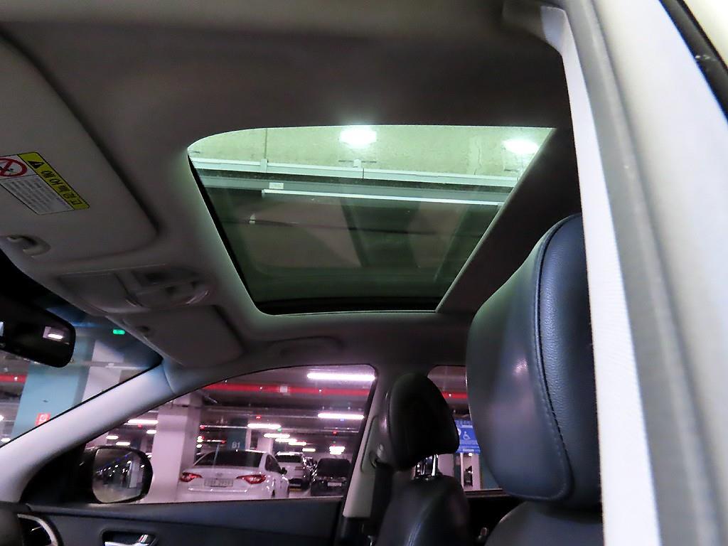 HYUNDAI Santa Fe 2016 Negro - Importación desde Corea - HF Imports Iquique - Foto 16