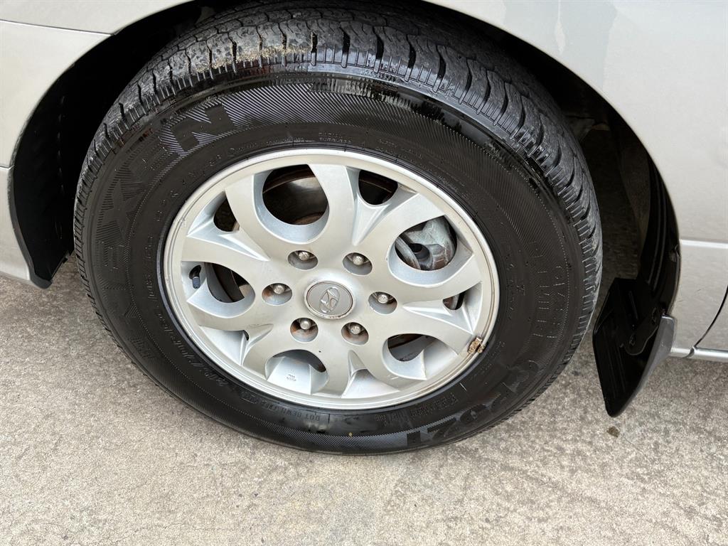 HYUNDAI Starex - Vista 8