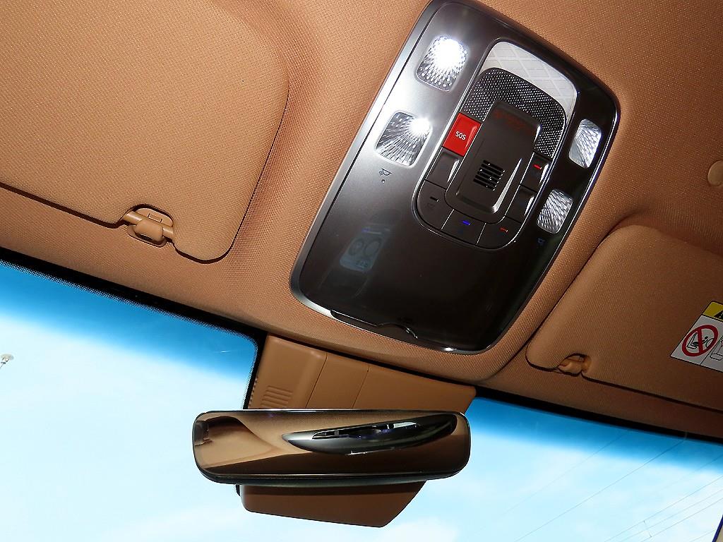 Genesis G90 2026 Negro - Importación desde Corea - HF Imports Iquique - Foto 15