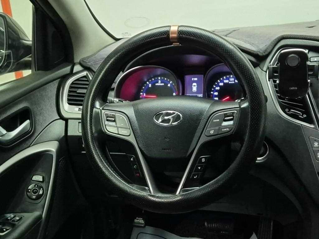 HYUNDAI Santa Fe - Vista 9