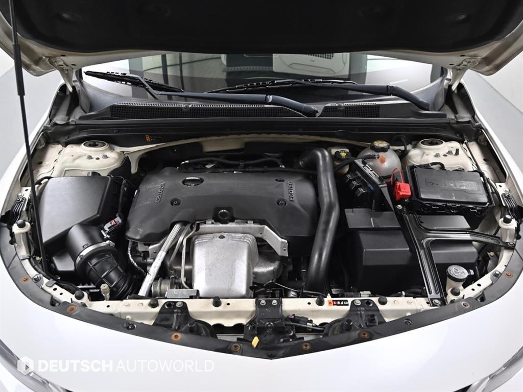 Chevrolet Malibu - Vista 6