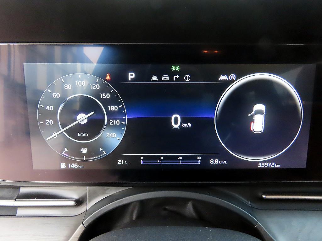 KIA Carnival - Vista 9