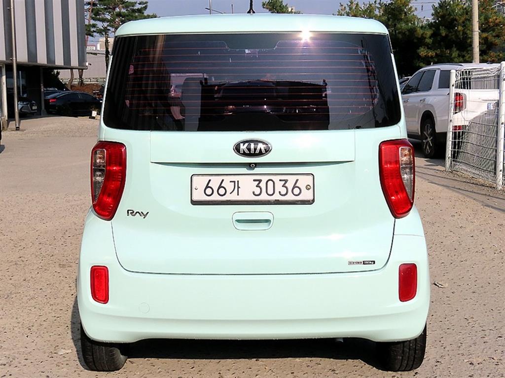 KIA Ray - Vista 4