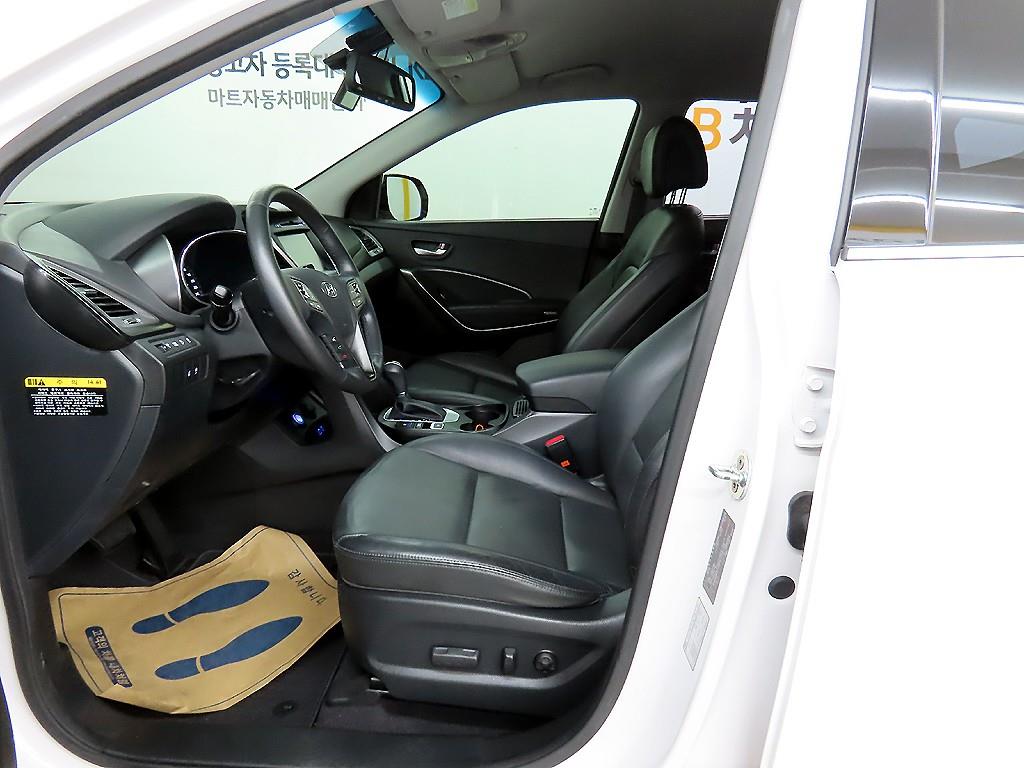 HYUNDAI Santa Fe - Vista 5