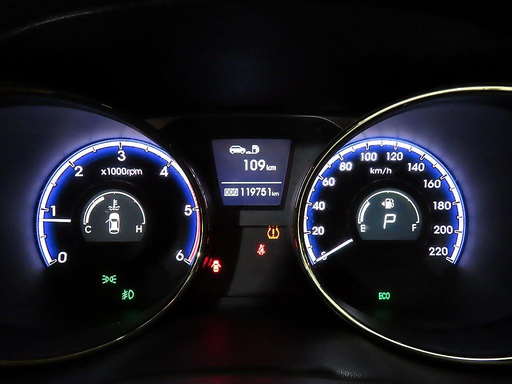 HYUNDAI Tucson - Vista 9