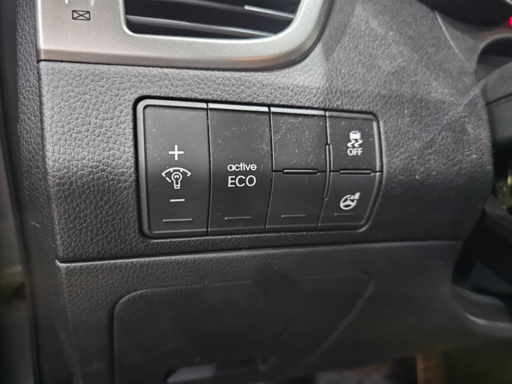 HYUNDAI i30 2013 Gris - Importación desde Corea - HF Imports Iquique - Foto 13