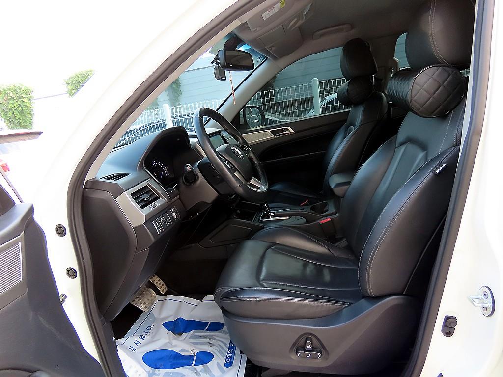 Ssangyong Rexton - Vista 5