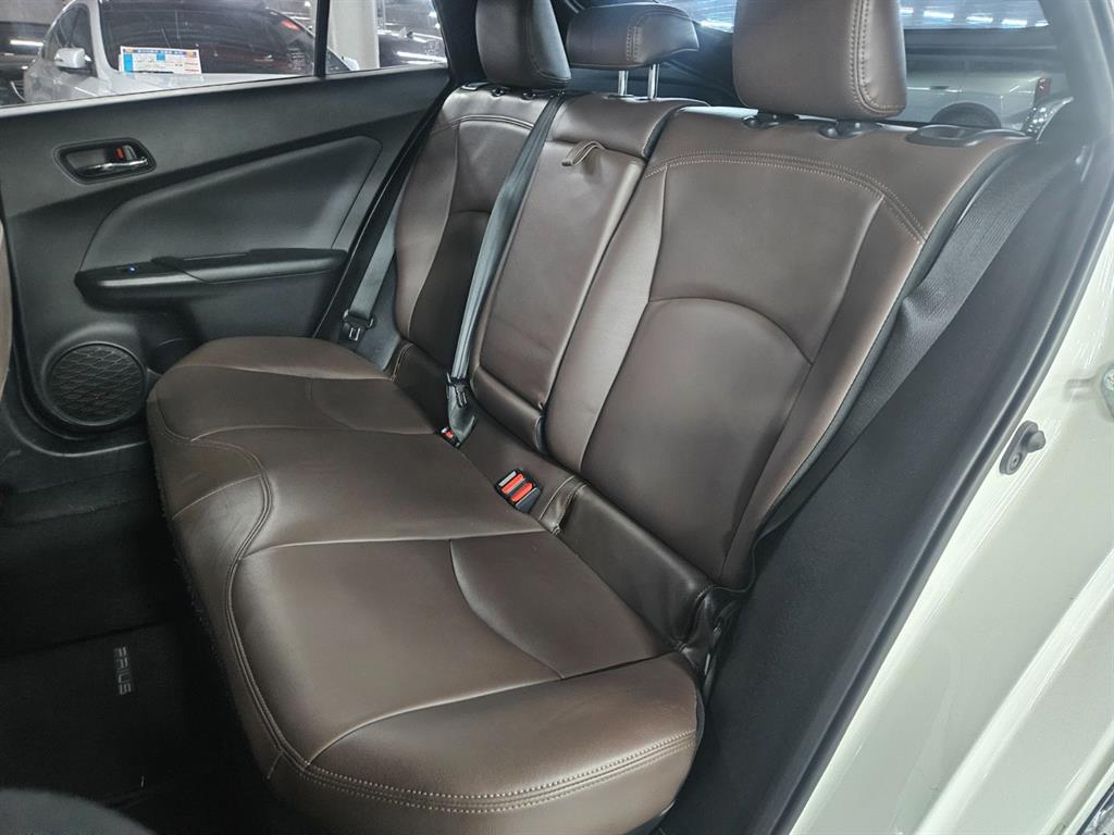 Toyota Prius 2018 Blanco - Importación desde Corea - HF Imports Iquique - Foto 16