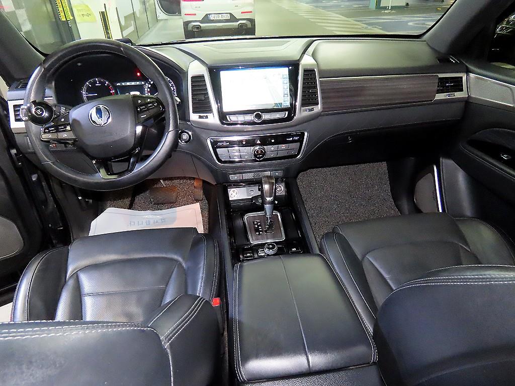 Ssangyong Rexton - Vista 10
