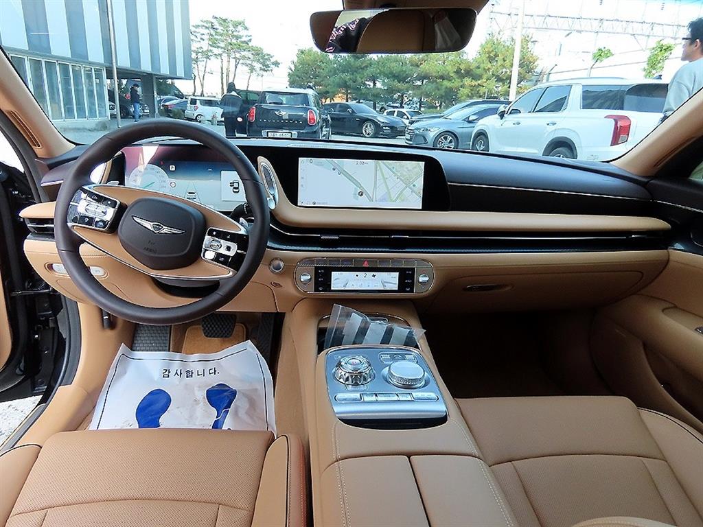 Genesis G90 - Vista 7