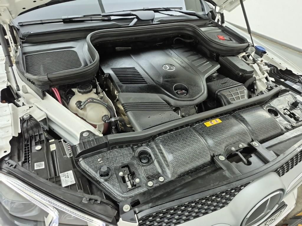 Mercedes Benz GLE Class - Vista 6