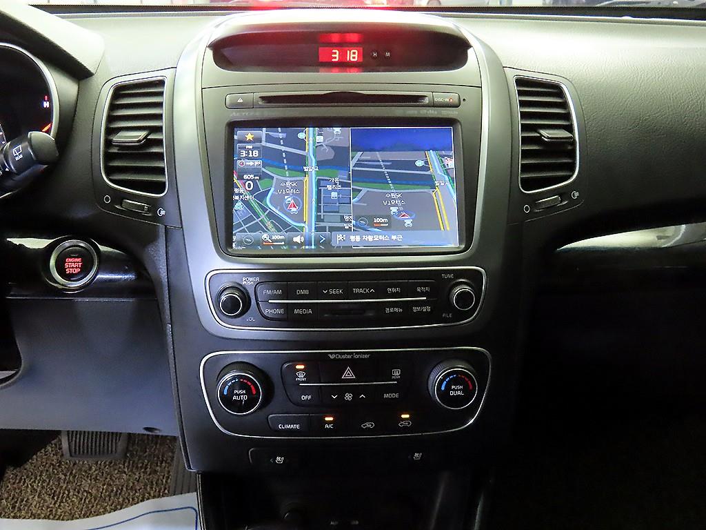 KIA Sorento - Vista 11