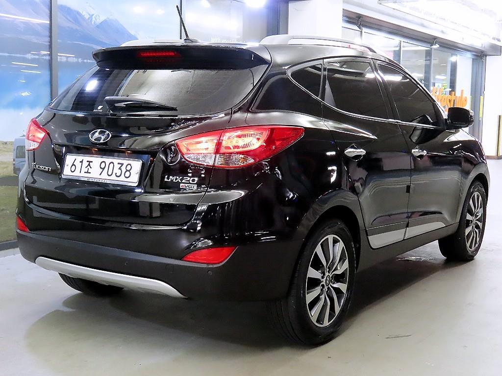 HYUNDAI Tucson - Vista 4