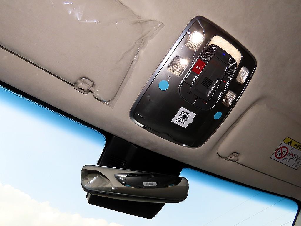 Genesis GV70 2024 Gris - Importación desde Corea - HF Imports Iquique - Foto 15