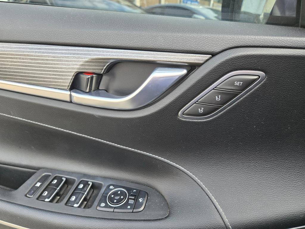 HYUNDAI Grandeur - Vista 9