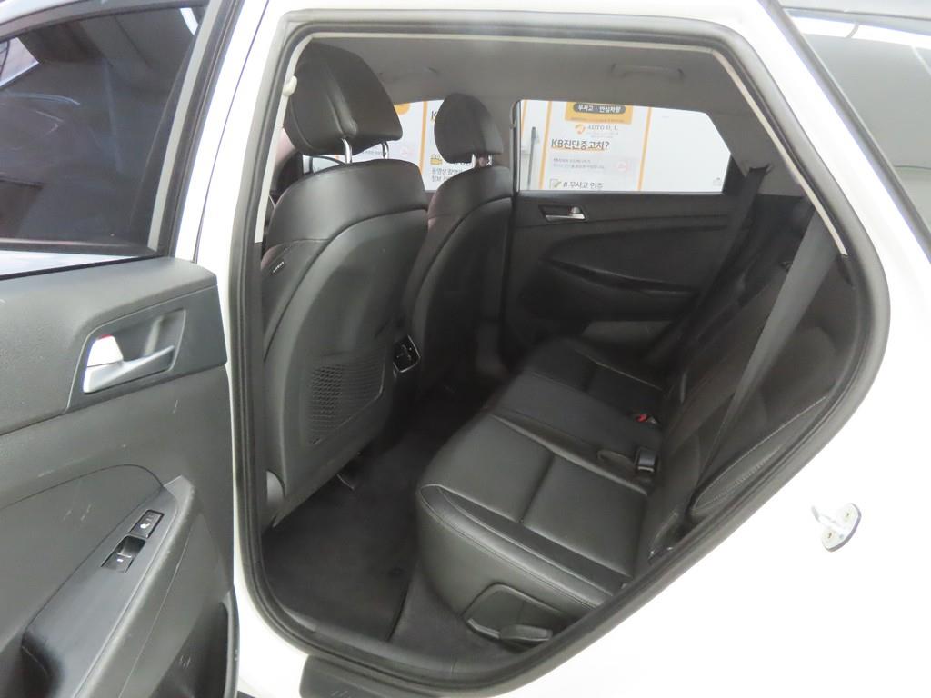 HYUNDAI Tucson - Vista 6