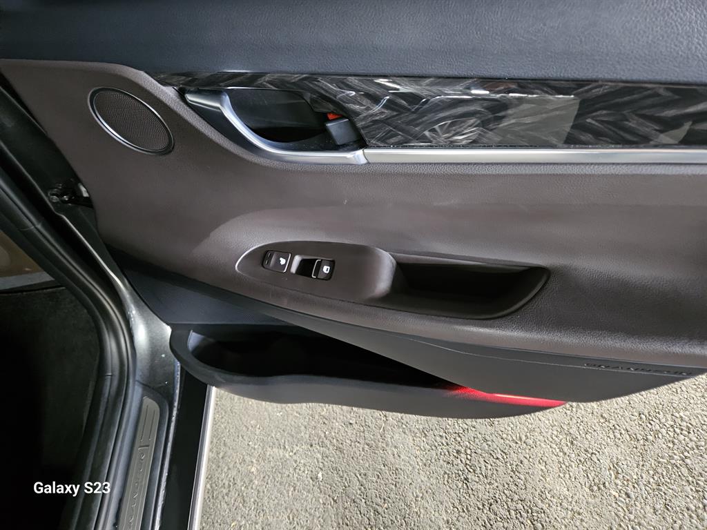 HYUNDAI Grandeur - Vista 7