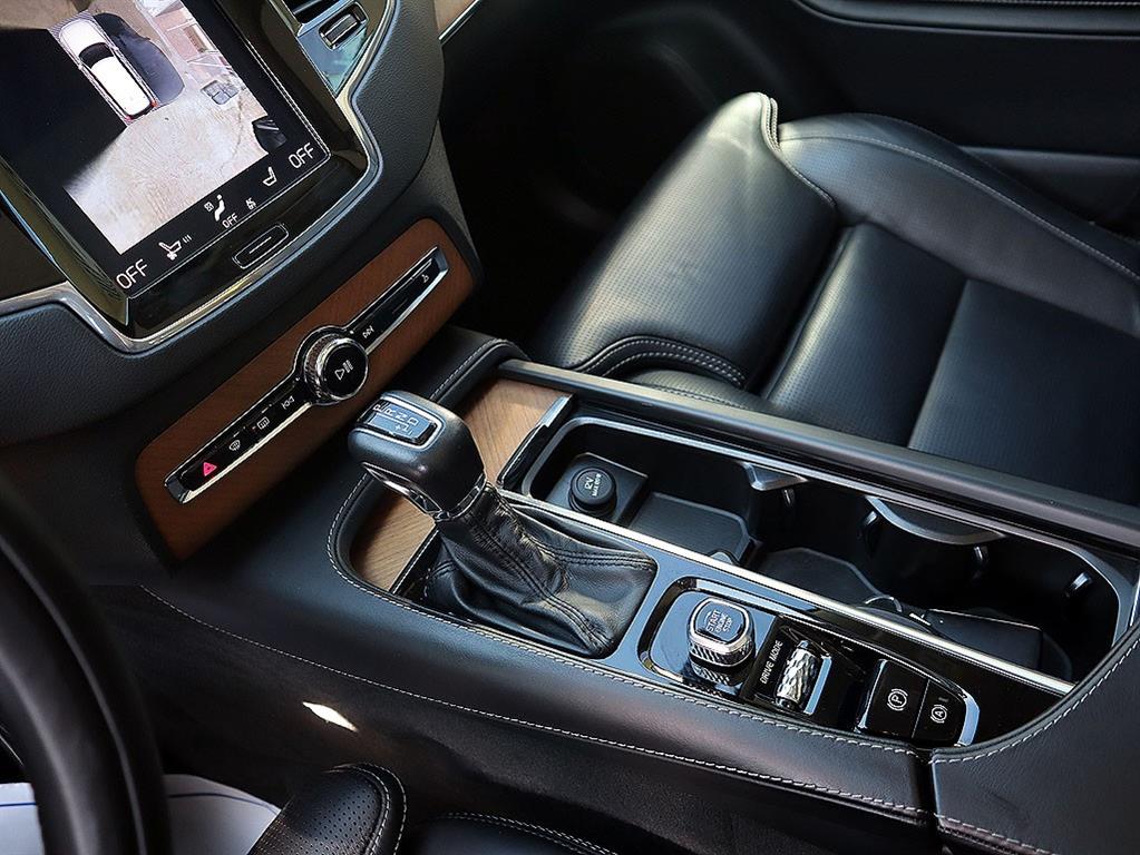 Volvo XC90 2018 Negro - Importación desde Corea - HF Imports Iquique - Foto 12