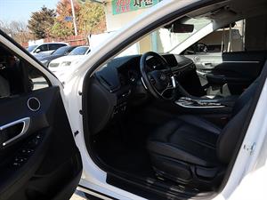 HYUNDAI Sonata - Vista 12