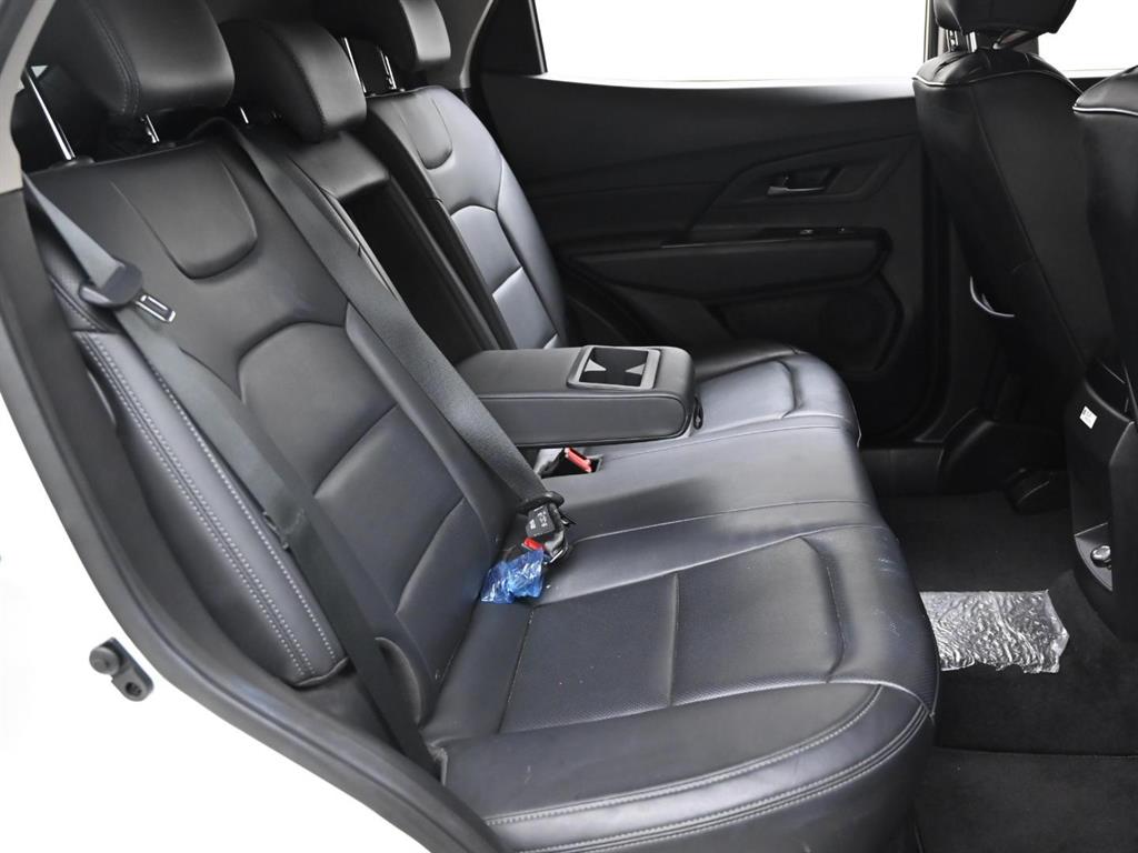 Ssangyong Korando - Vista 12