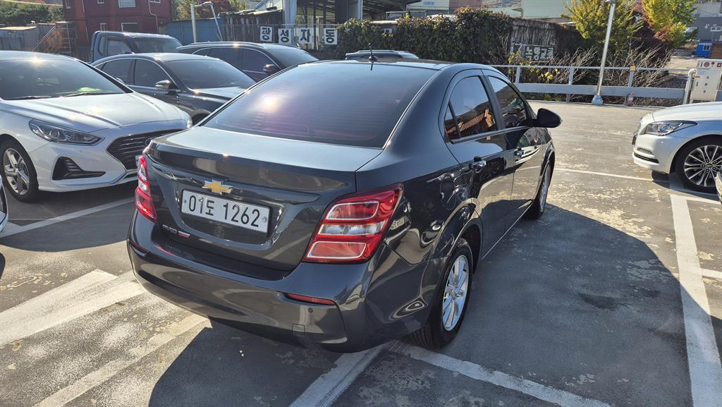 Chevrolet Abeo 2017 Gris - Importación desde Corea - HF Imports Iquique - Foto 15