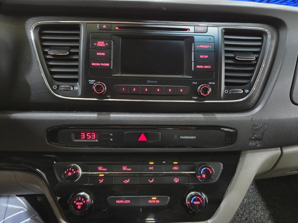 KIA Carnival 2018 Amarillo - Importación desde Corea - HF Imports Iquique - Foto 13