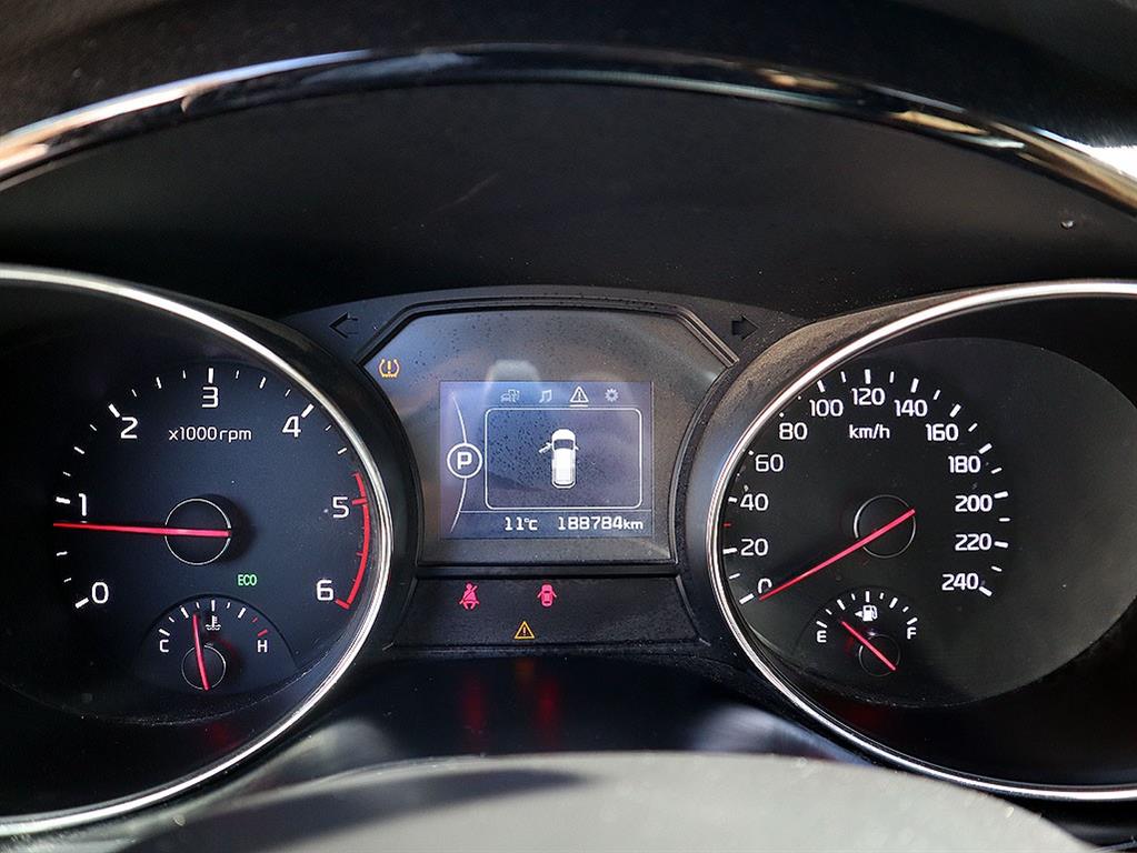 KIA Carnival 2016 Blanco - Importación desde Corea - HF Imports Iquique - Foto 9