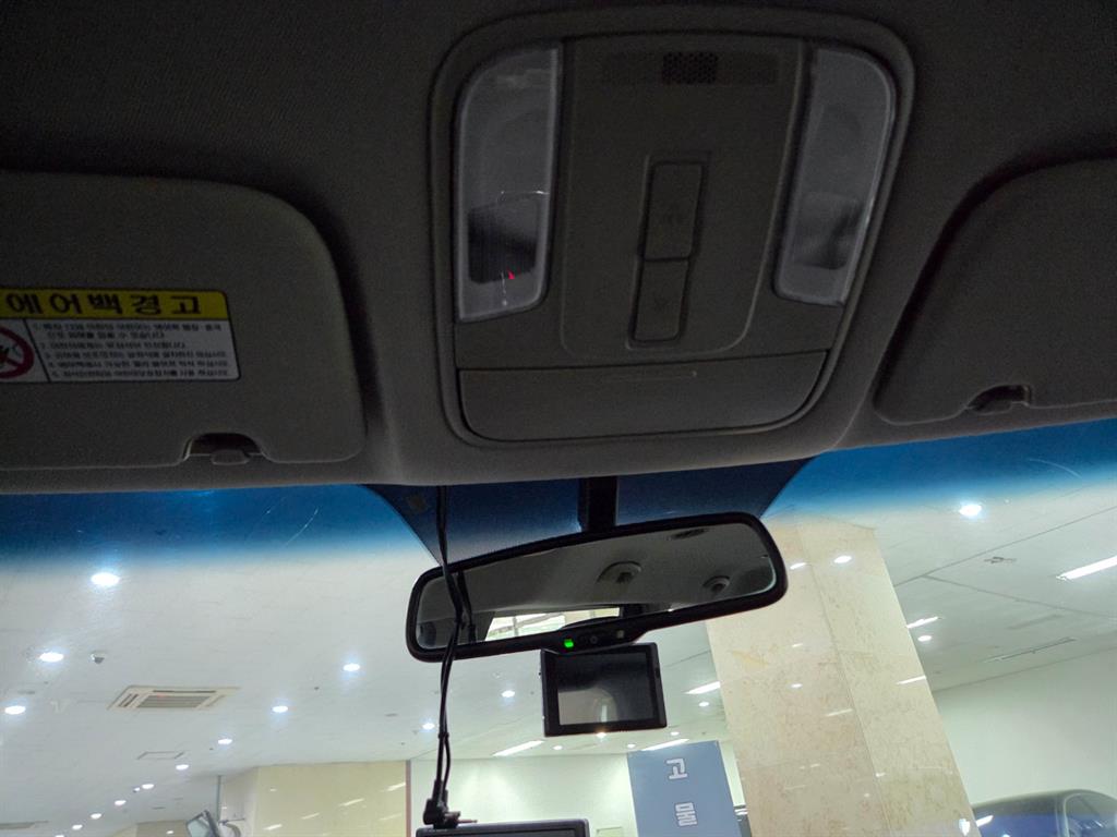 KIA Carnival 2018 Amarillo - Importación desde Corea - HF Imports Iquique - Foto 17