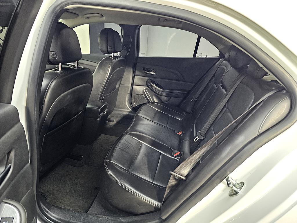 Chevrolet Malibu - Vista 9