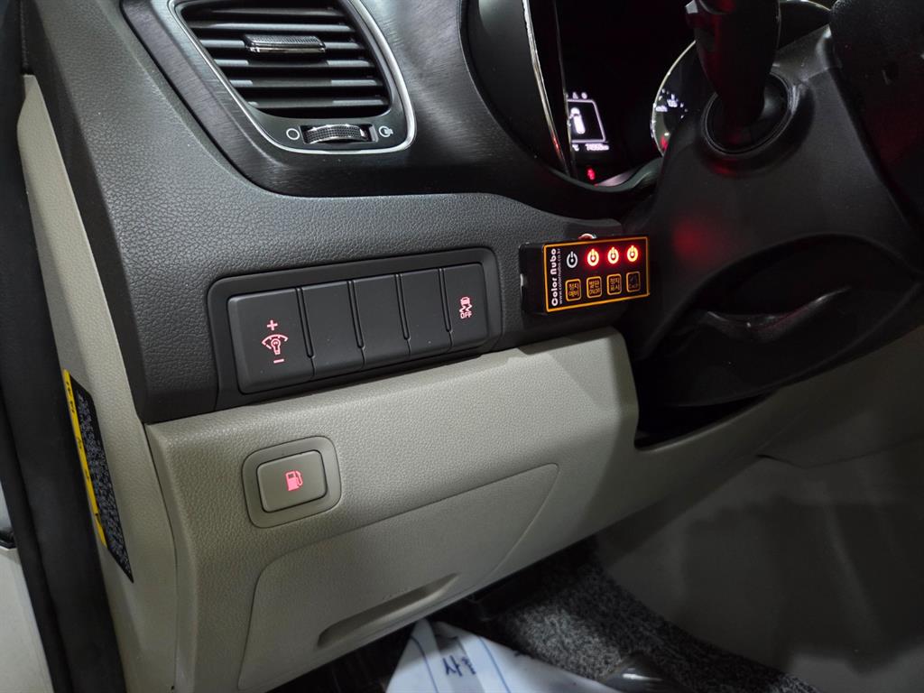 KIA Carnival 2018 Amarillo - Importación desde Corea - HF Imports Iquique - Foto 15