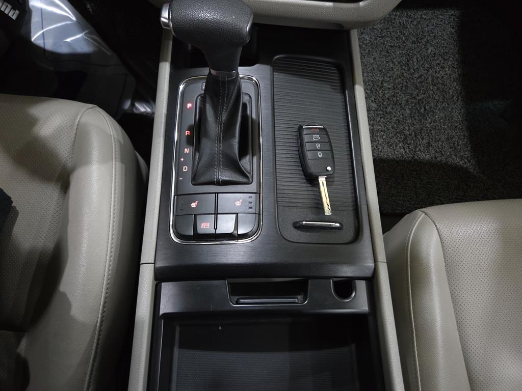 KIA Carnival 2018 Amarillo - Importación desde Corea - HF Imports Iquique - Foto 14