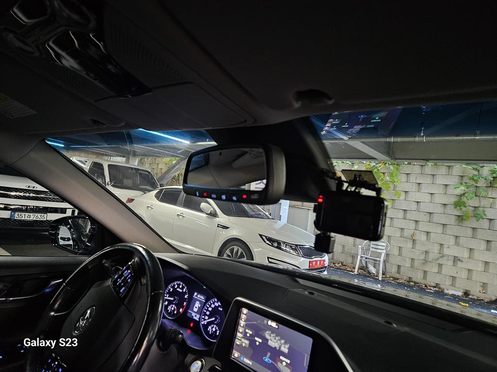 HYUNDAI Grandeur - Vista 8