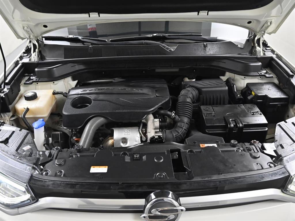 Ssangyong Korando - Vista 6