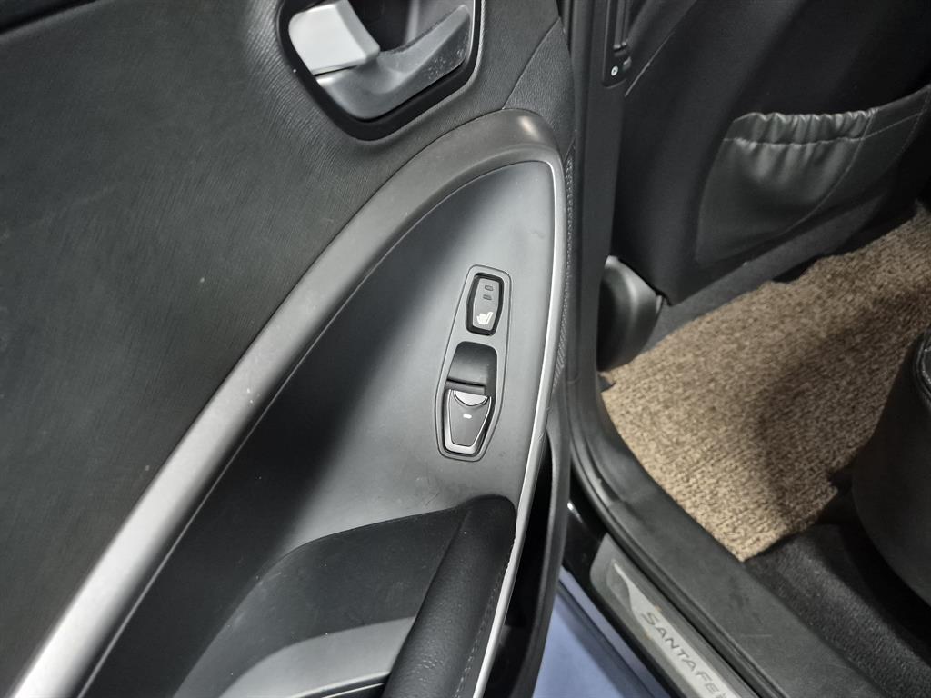 HYUNDAI Santa Fe - Vista 10