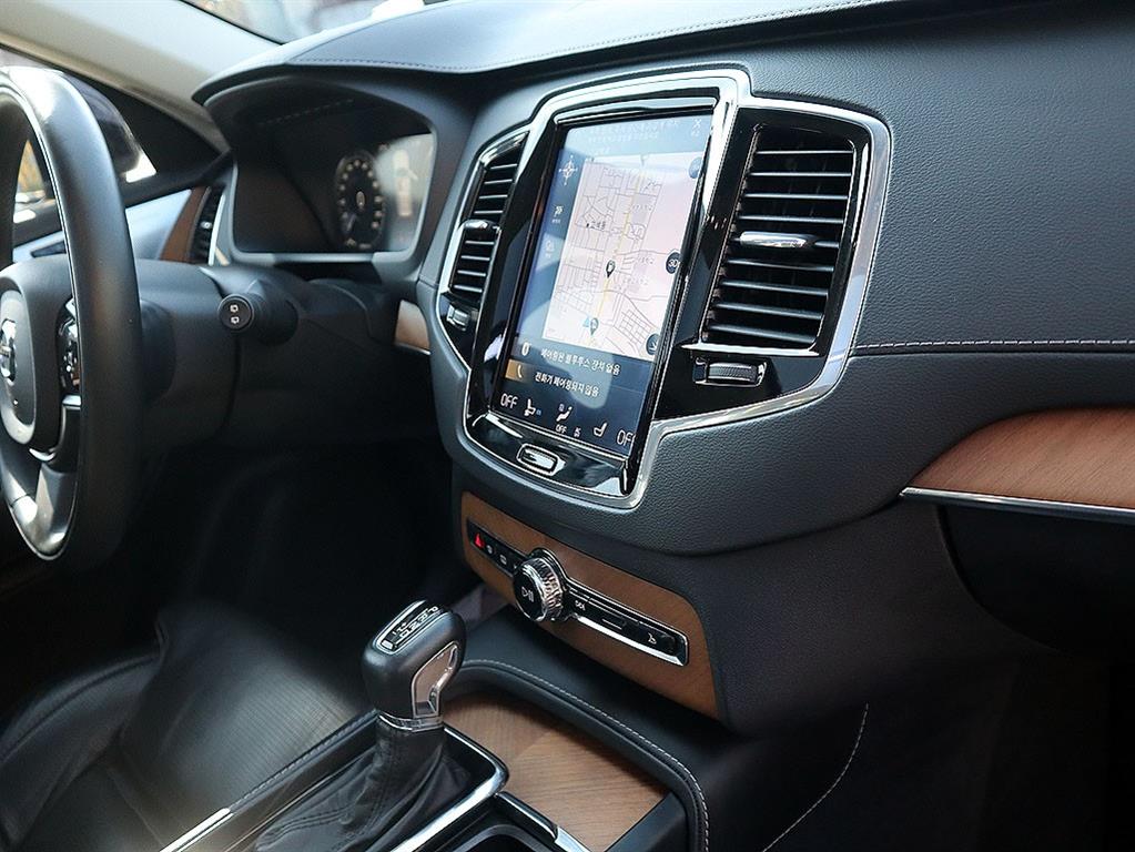 Volvo XC90 2018 Negro - Importación desde Corea - HF Imports Iquique - Foto 11